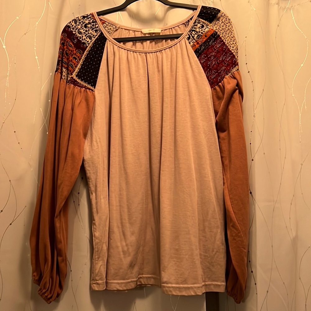 Easel. Long sleeve shirt - L